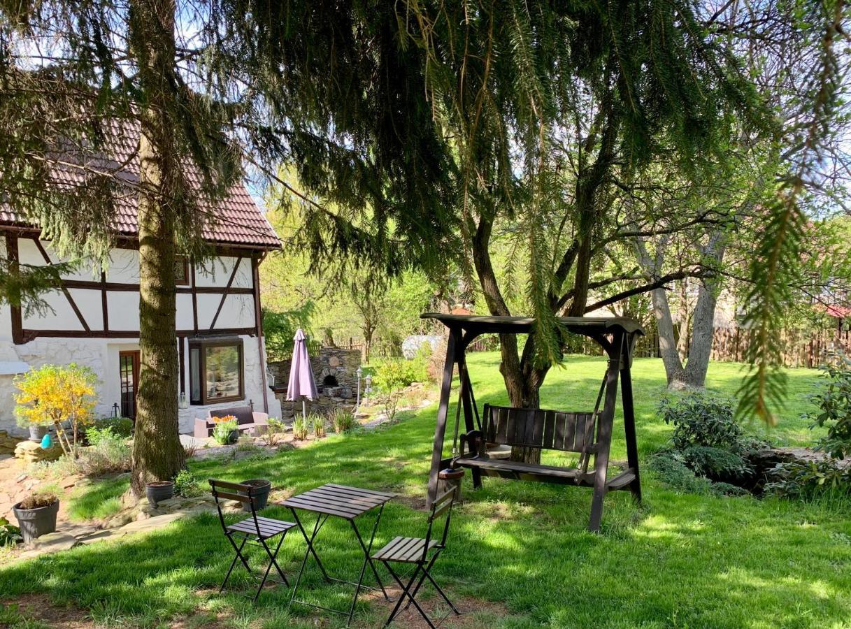 Za Rozowymi Drzwiami Villa Jelenia Gora Exterior photo